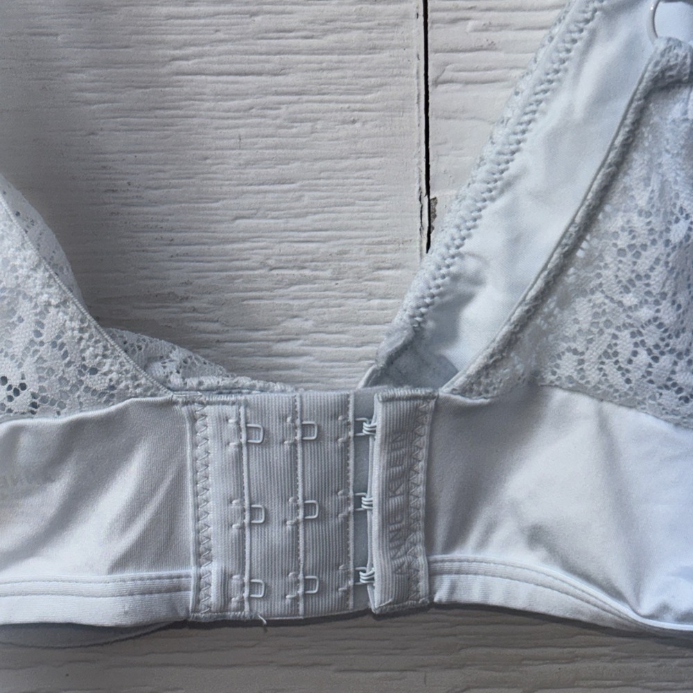 NWT Anne Klein T-Shirt Bra 42D Full Figure Unlined Light Blue Lace - Picture 8 of 10